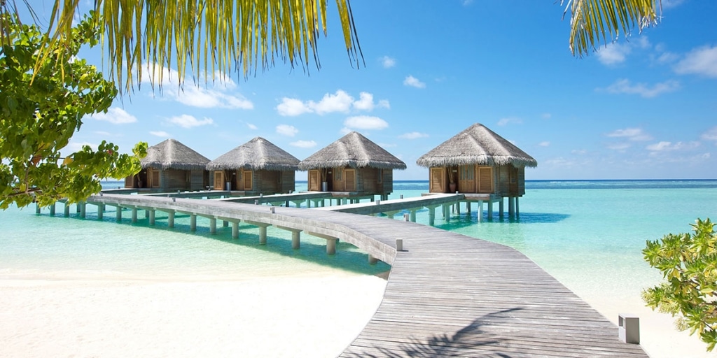 ${uiTranslations.tripPhoto} 5