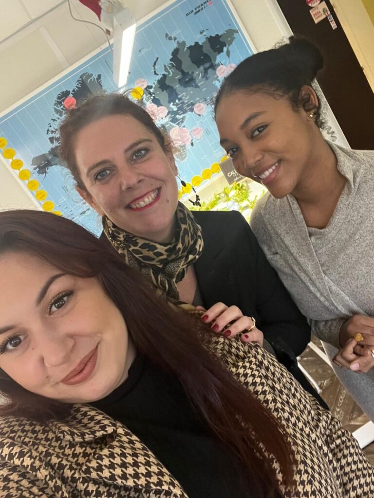 Meilleurs voeux de voyage 2025 de toute l'équipe Calliope Travel