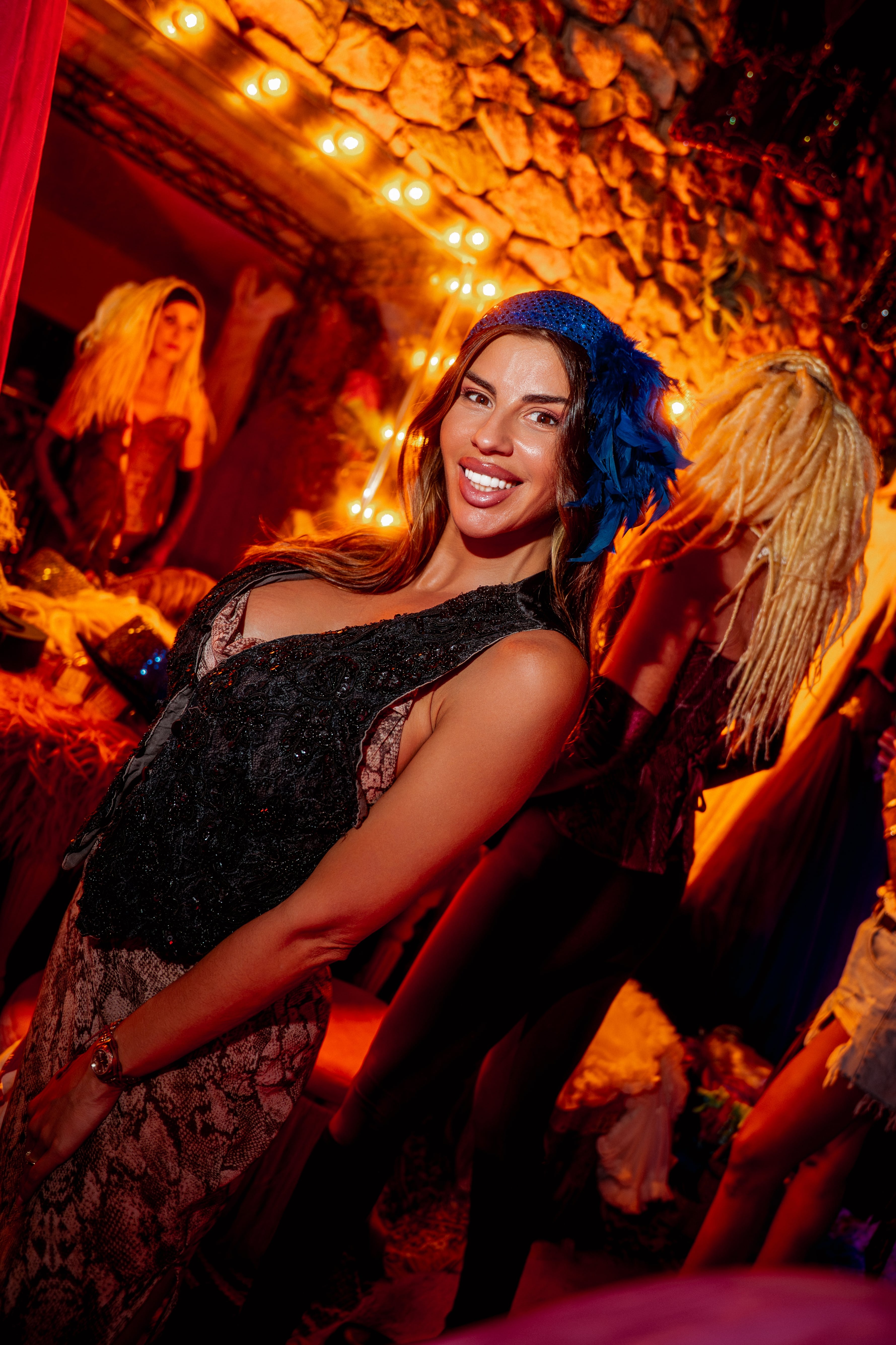 1618 Productions 4 Min