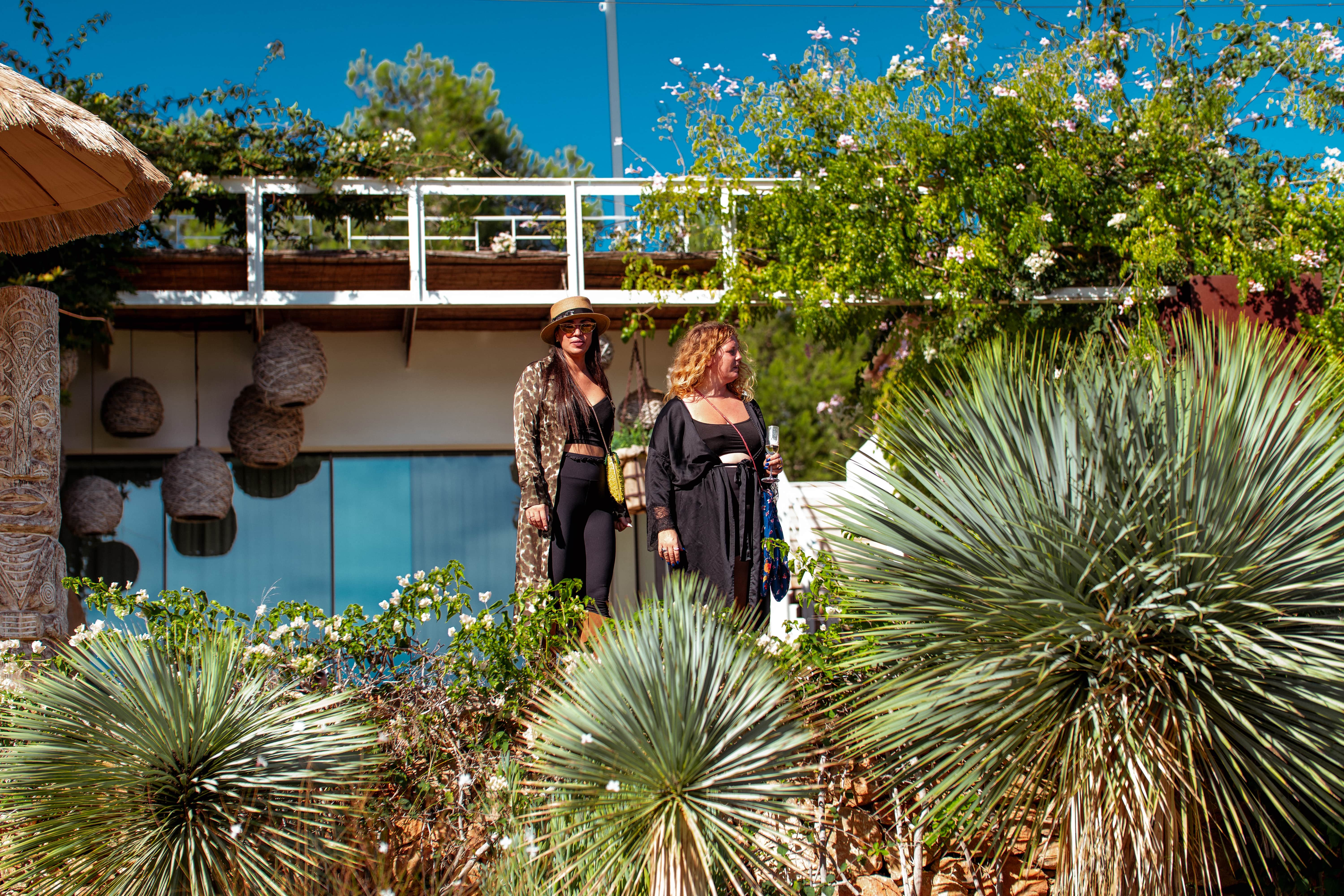 1618 Productions 25 Min