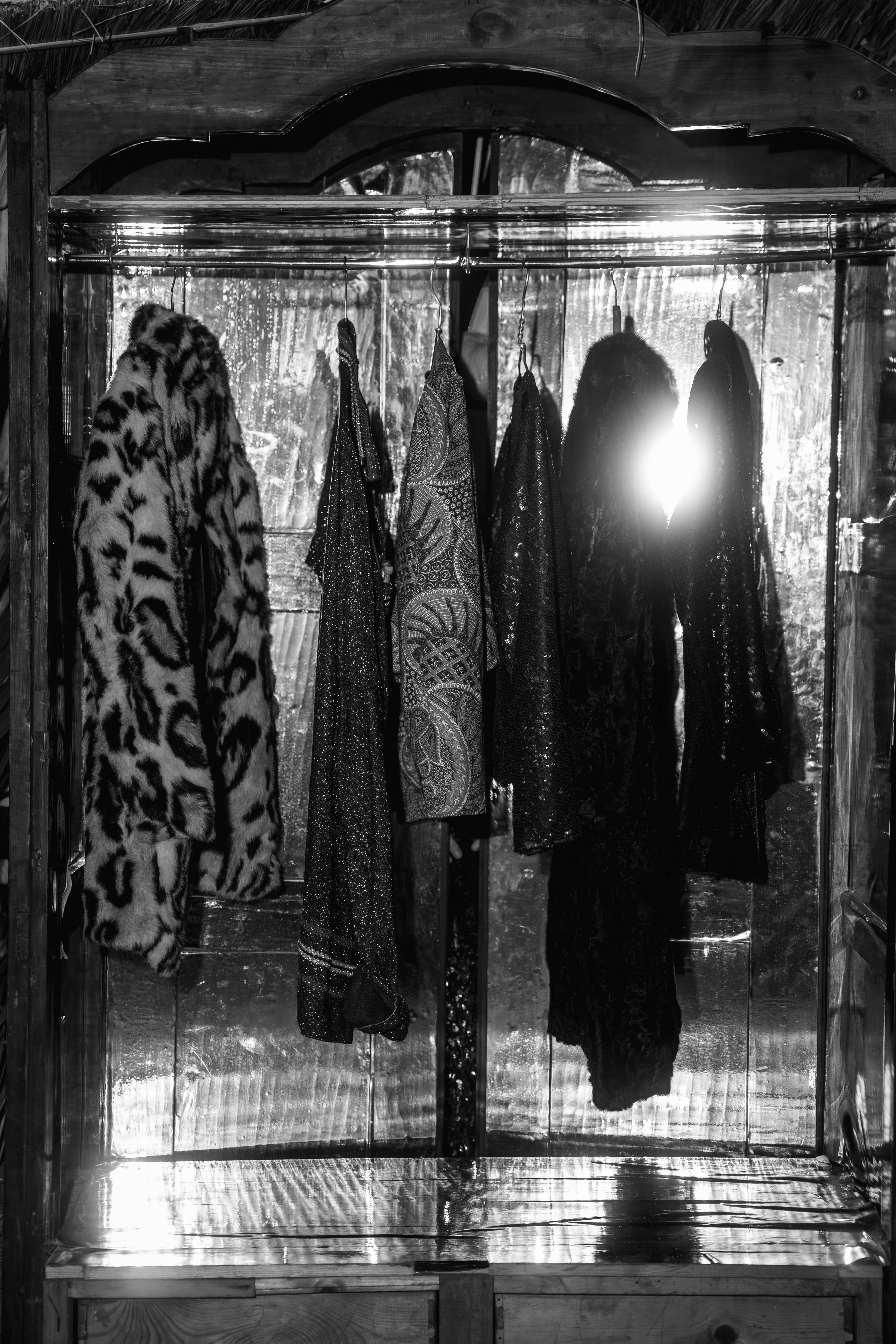 1618 Productions 32 Min