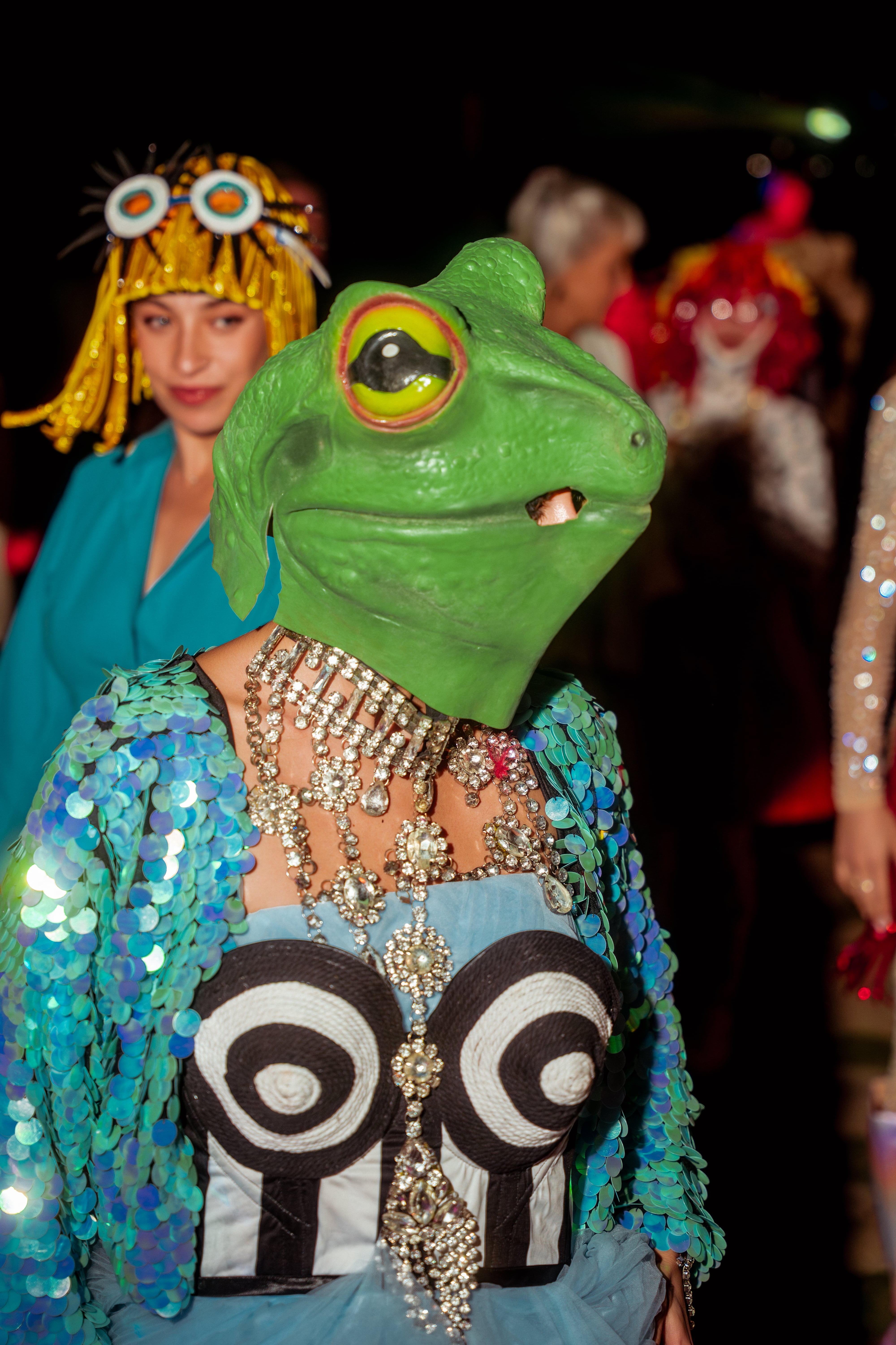 1618 Productions 39 Min