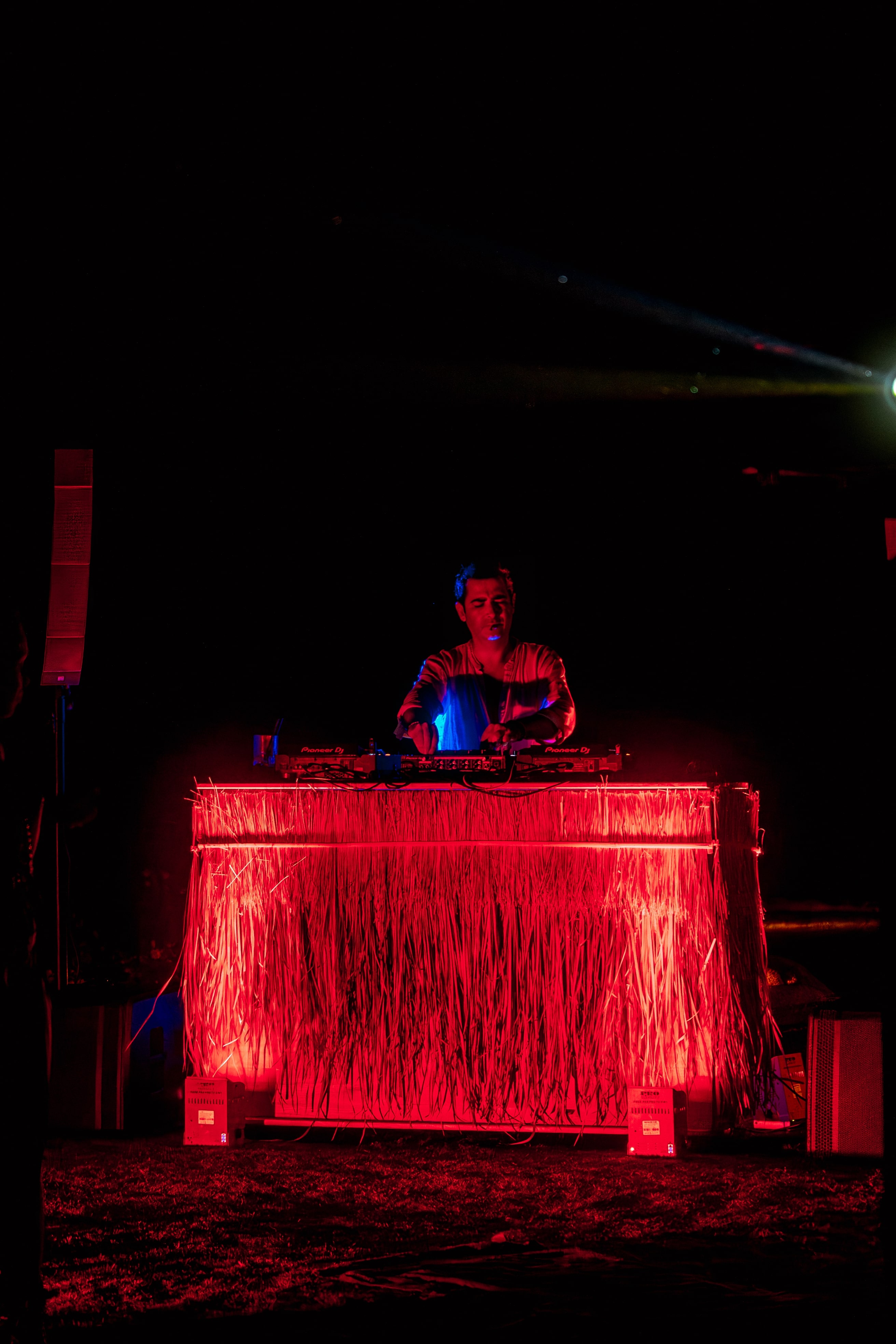 1618 Productions 51 Min