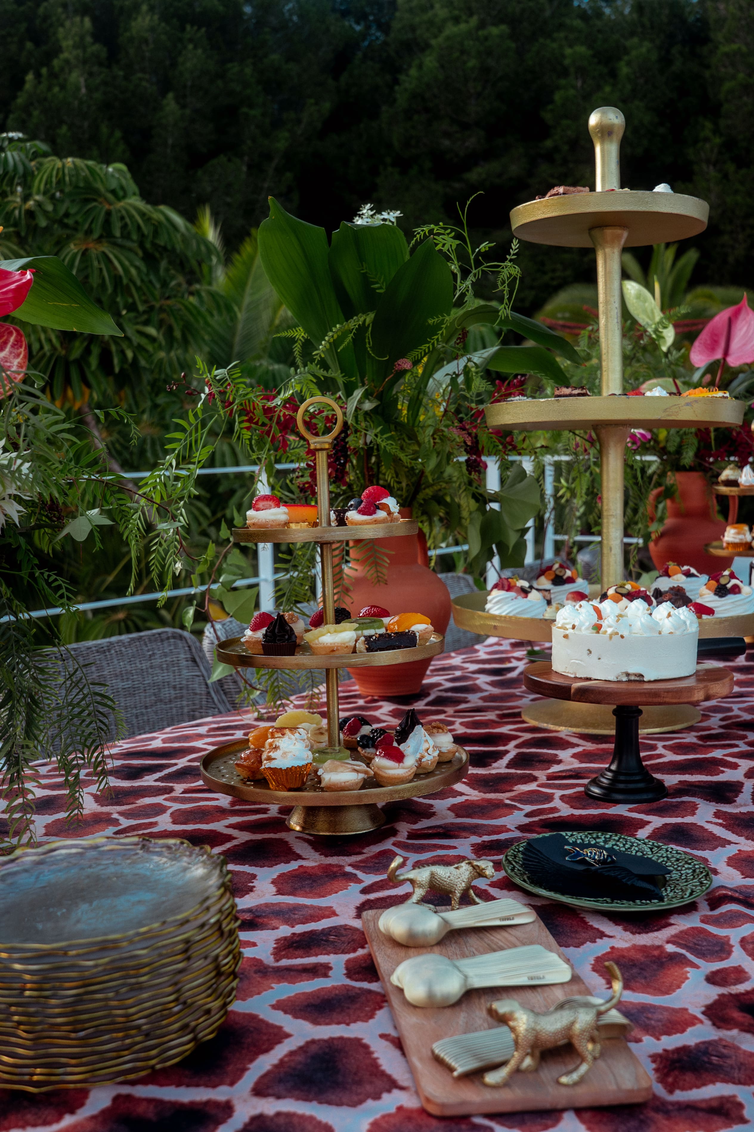 1618 Productions 59 Min