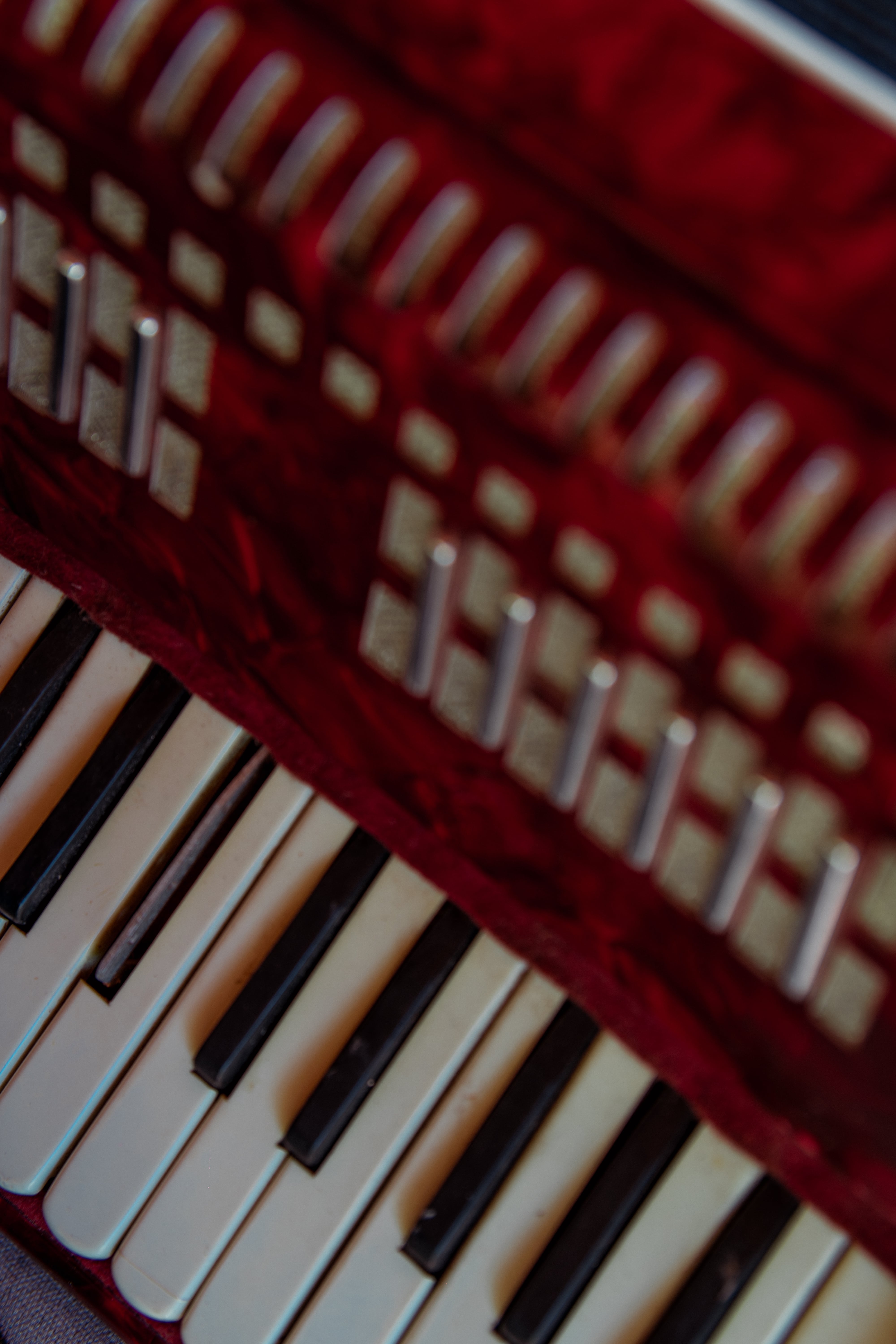 1618 Productions 97 Min