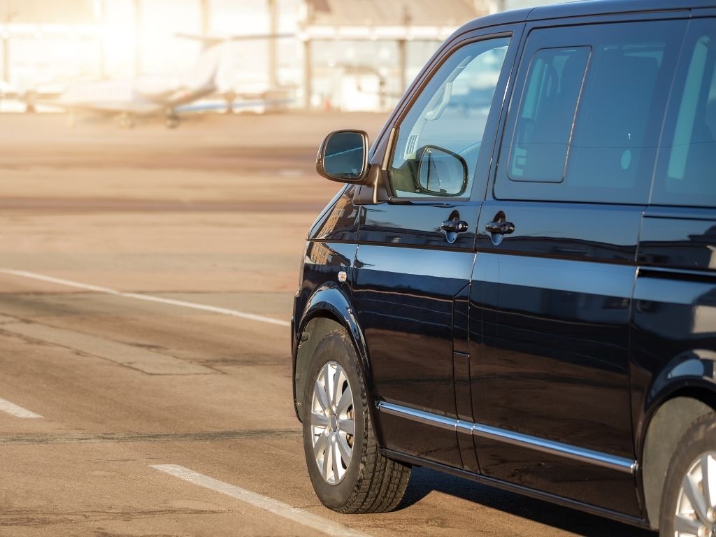 Private Security & Chauffeur - Image 2