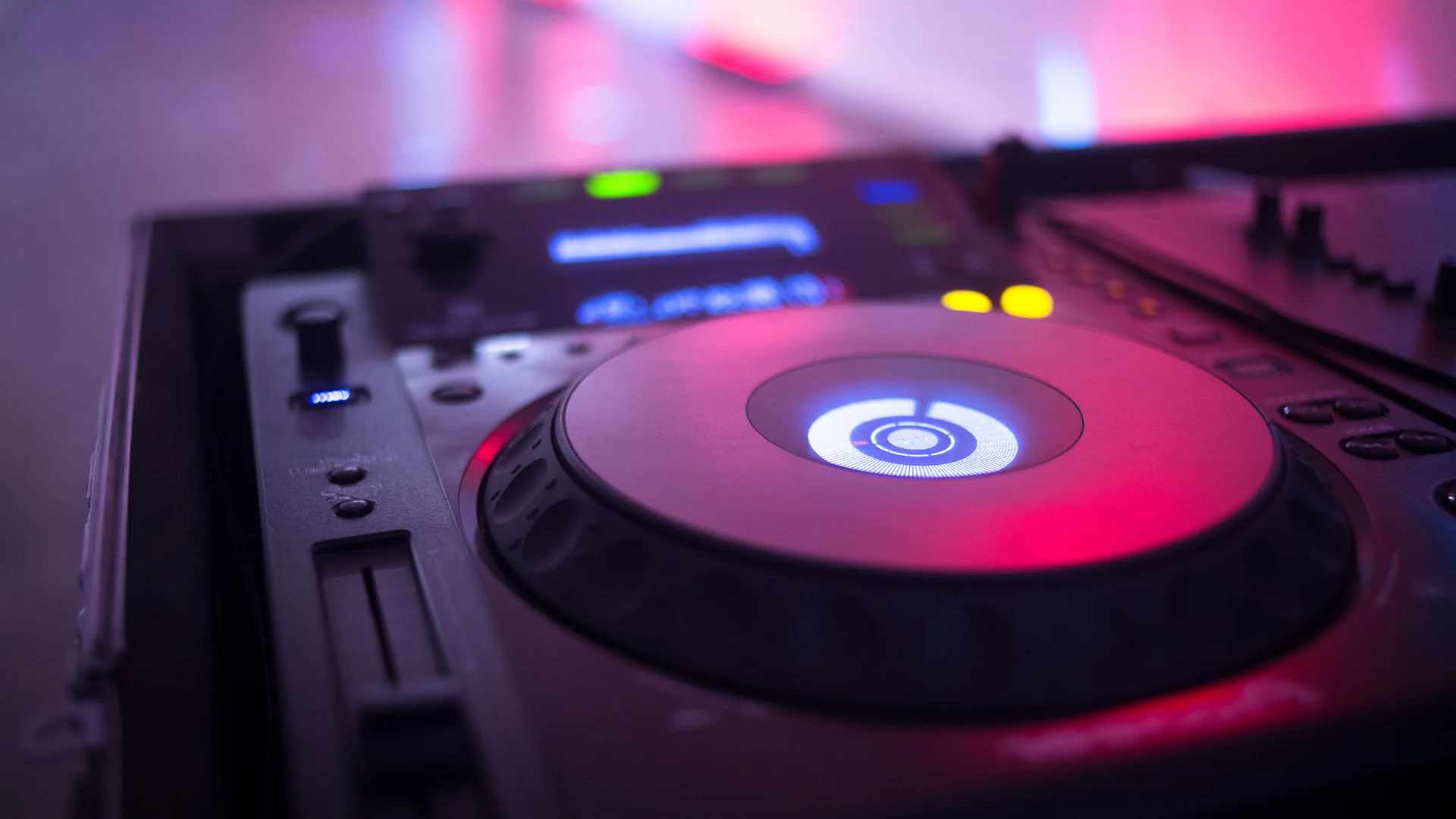 VIP Club Tables - Image 2