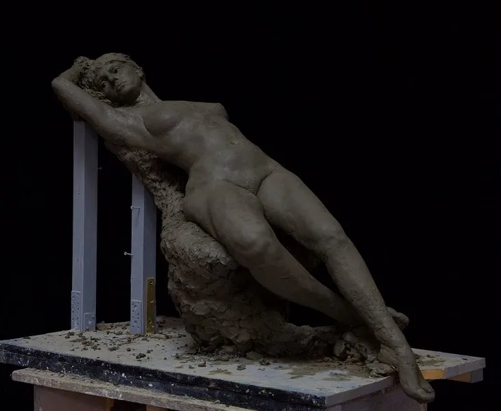 Reclining Figure - Image 1