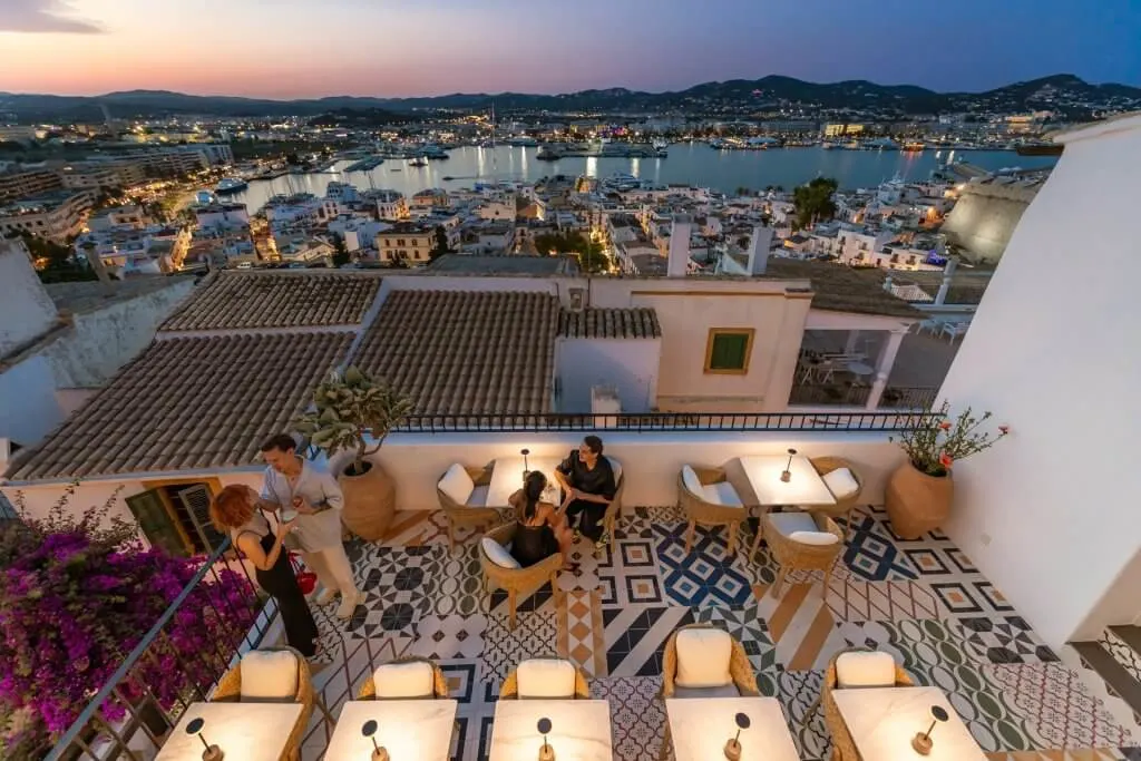 CORSARIO-RESTAURANT-IBIZA-TERRACE